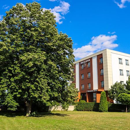 Amazona Hotel Приштина Экстерьер фото