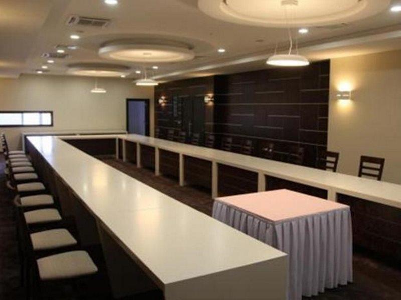 Amazona Hotel Приштина Экстерьер фото